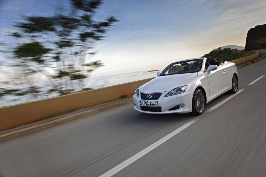  Lexus IS250C 2008 года  (фото 85 из 113)